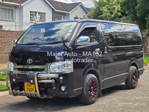 2016 - Toyota  Hiace