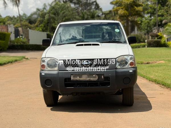 2018 - Nissan  NP300 Hardbody