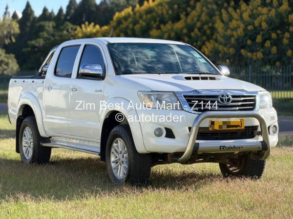 2014 - Toyota  Hilux D4D