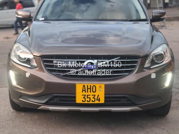 2016 - Volvo  XC60
