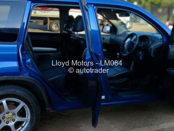 2009 - Nissan  X-Trail