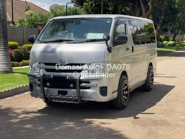 2016 - Toyota  Hiace