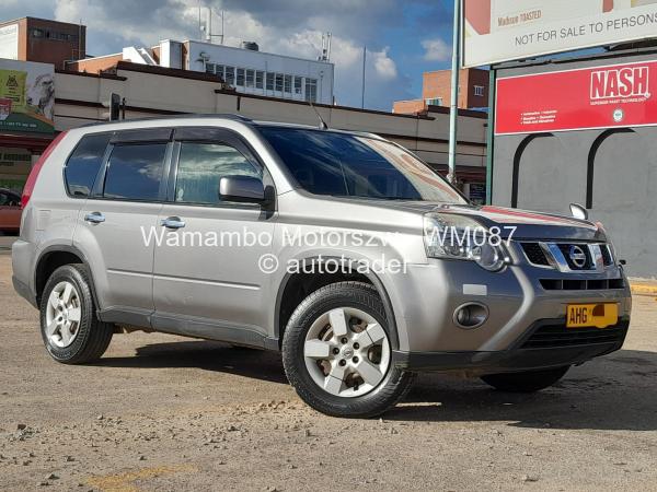 2012 - Nissan  X-Trail