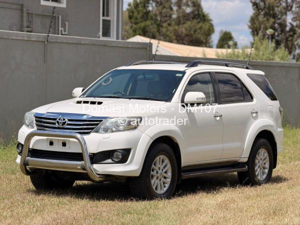 2013 - Toyota  Fortuner