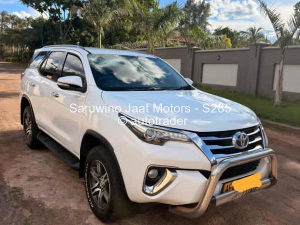 2018 - Toyota  Fortuner