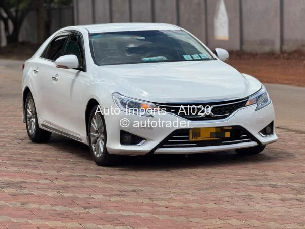 2014 - Toyota  Mark X