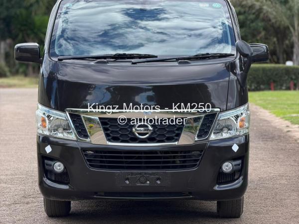 2016 - Nissan  NV350