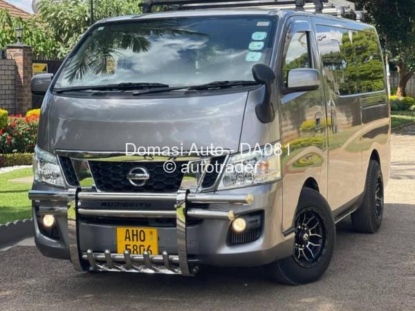 2017 - Nissan  Caravan