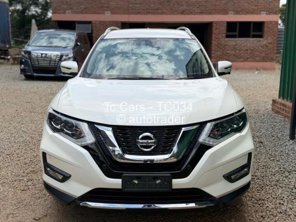 2018 - Nissan  X-Trail