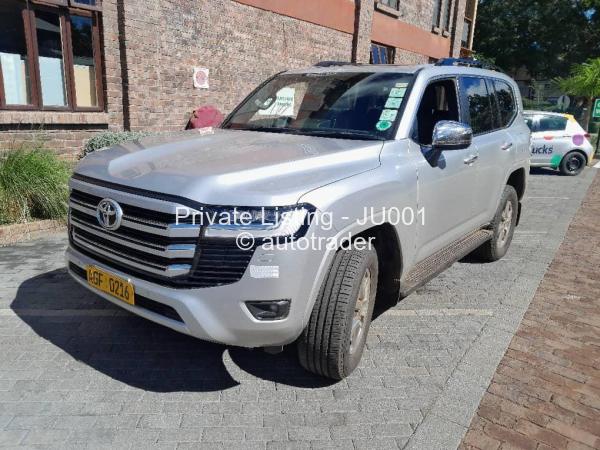 2023 - Toyota  Land Cruiser 300