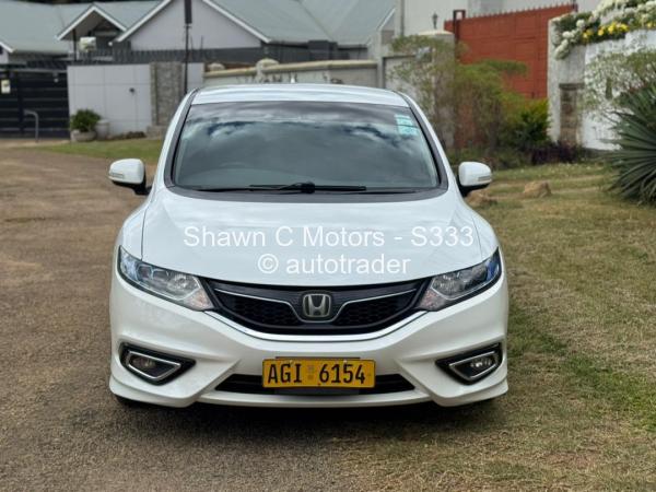 2016 - Honda Jade