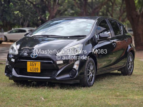 2016 - Toyota  Aqua