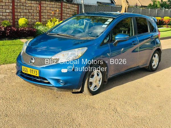 2015 - Nissan  Note