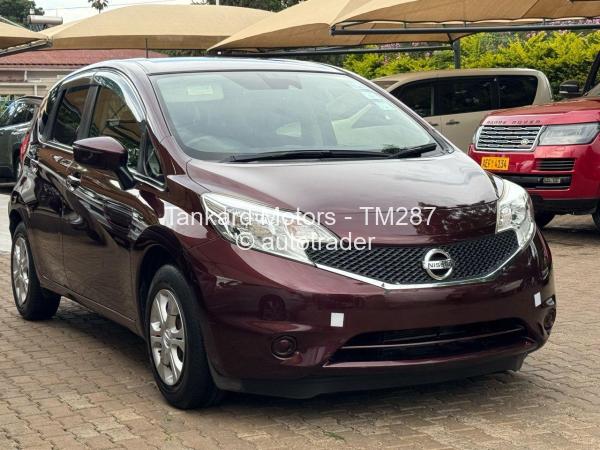 2017 - Nissan  Note