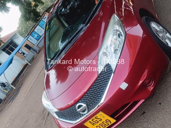 2015 - Nissan  Note