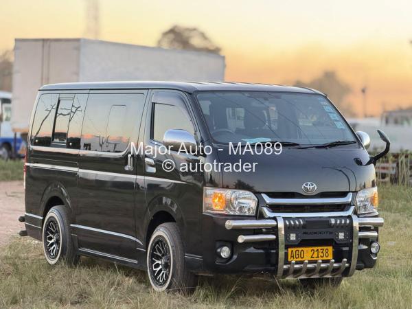 2017 - Toyota  Hiace