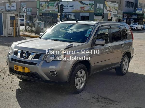 2012 - Nissan  X-Trail