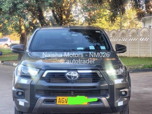 2025 - Toyota  HILUX GD6