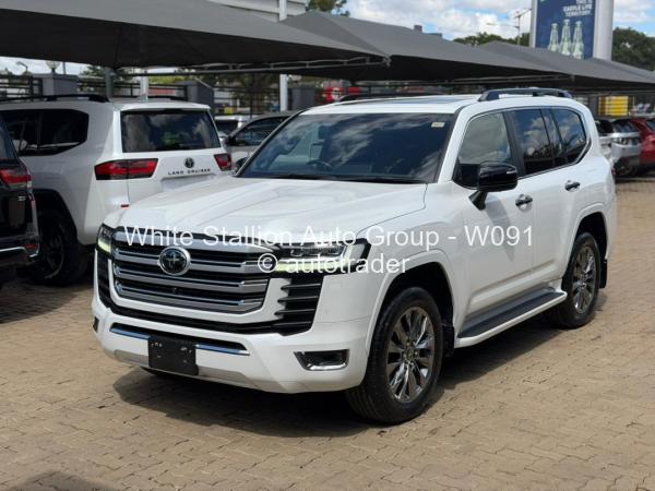 2023 - Toyota  Land Cruiser 300