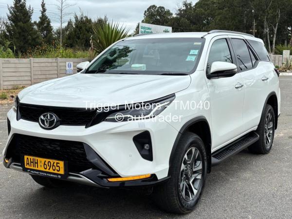 2024 - Toyota  Fortuner