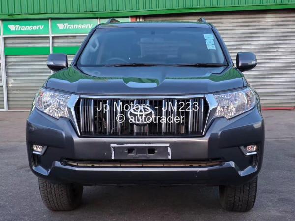 2022 - Toyota  Land Cruiser Prado