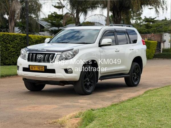 2012 - Toyota  Prado