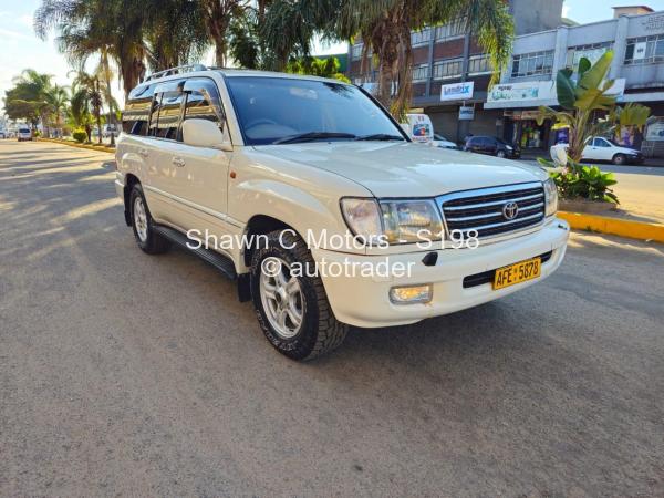 1998 - Toyota  Land Cruiser 100
