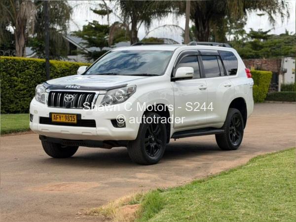 2012 - Toyota  Prado