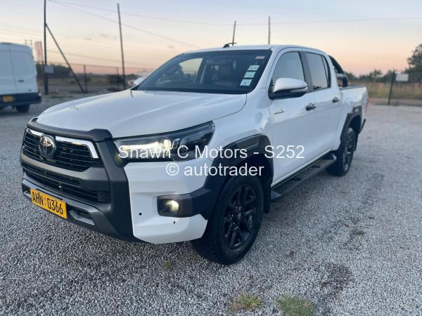 2019 - Toyota  Hilux