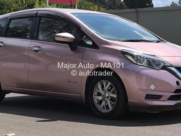 2017 - Nissan  Note