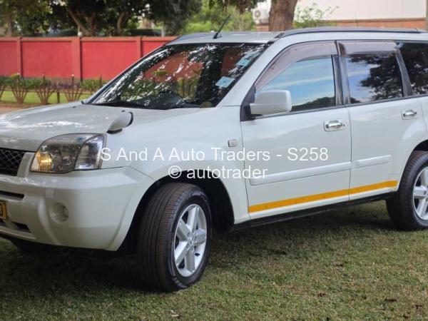 2006 - Nissan  X-Trail