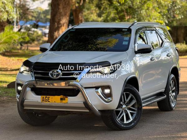 2020 - Toyota  Fortuner