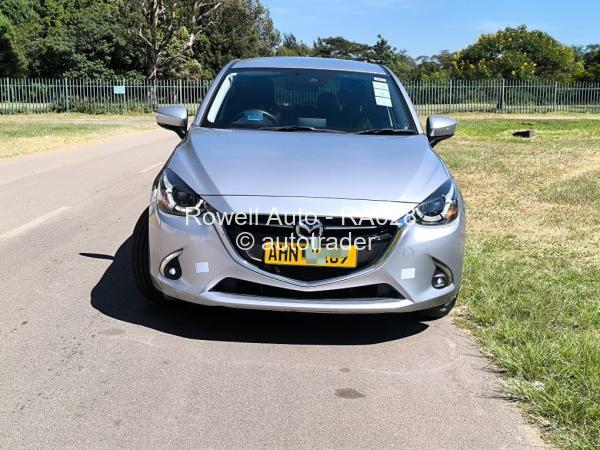2018 - Mazda  Demio