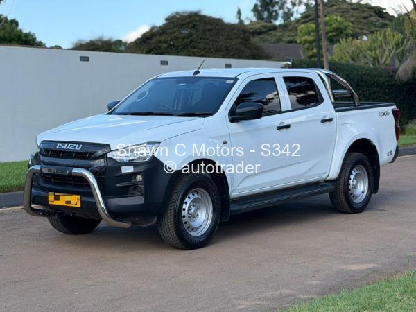 2025 - Isuzu  D-Max