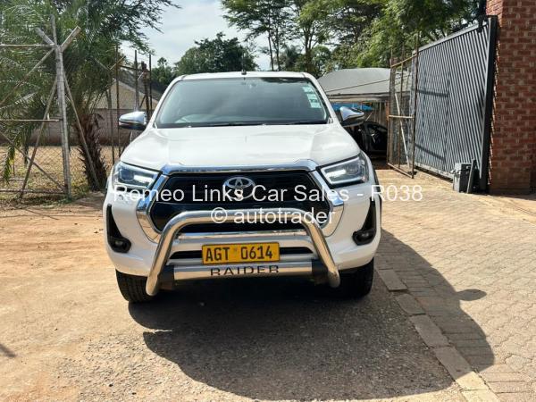 2022 - Toyota  HILUX GD6