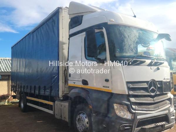 2010 - Mercedes Benz ACTROS