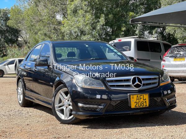 2011 - Mercedes Benz C-Class