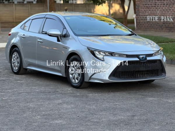 2020 - Toyota  Corolla