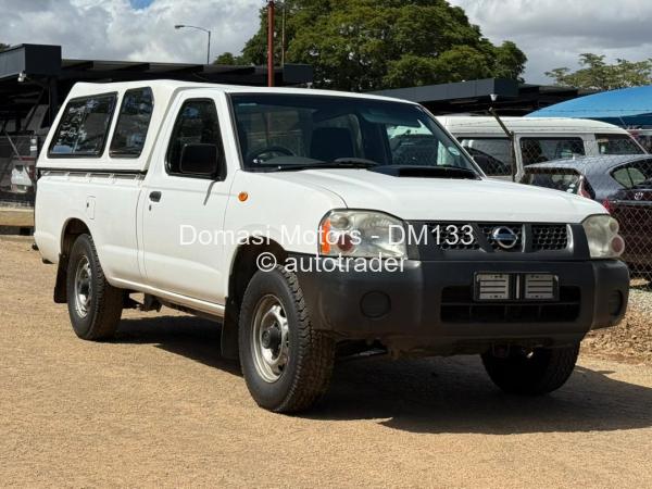 2013 - Nissan  NP300 Hardbody