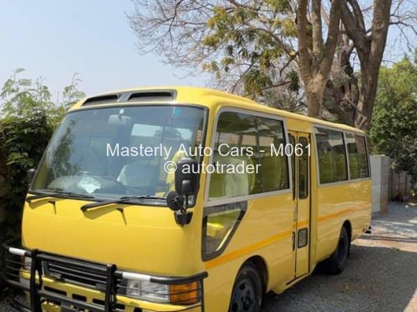 1999 - Toyota  Coaster