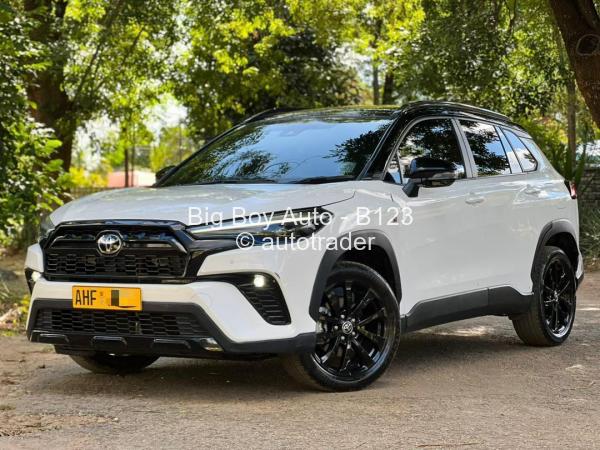 2022 - Toyota  Corolla Cross
