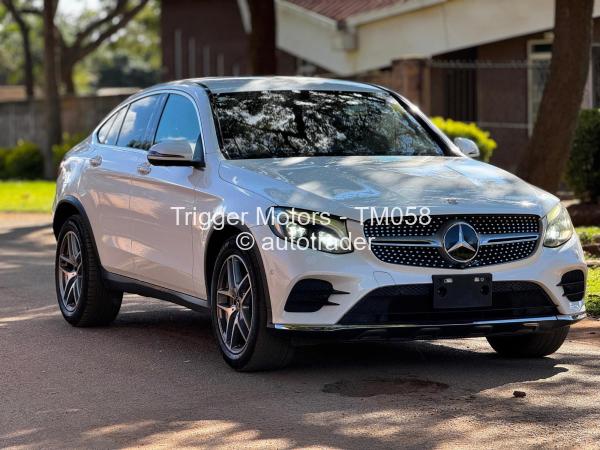 2017 - Mercedes Benz GLC
