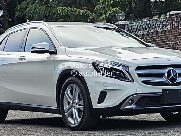 2016 - Mercedes Benz GLA