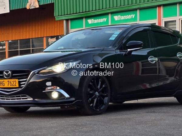 2016 - Mazda  axela