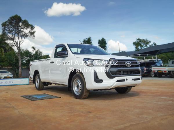 2025 - Toyota  HILUX REVO