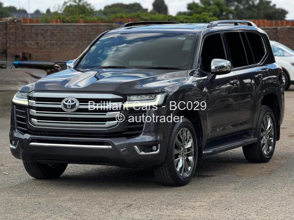 2024 - Toyota  Land Cruiser 300