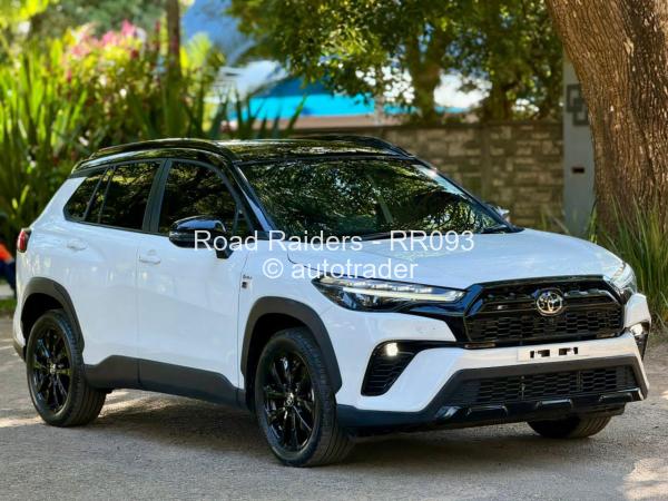 2025 - Toyota  Corolla Cross