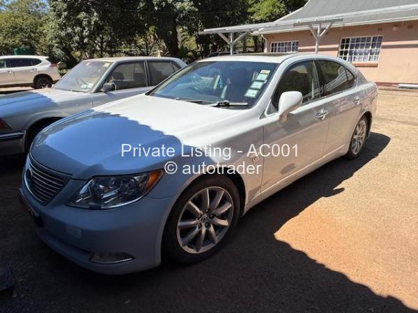 2007 - Lexus  LS
