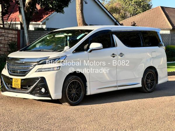 2018 - Toyota  Vellfire