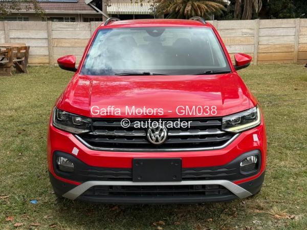 2020 - Volkswagen  T-Cross